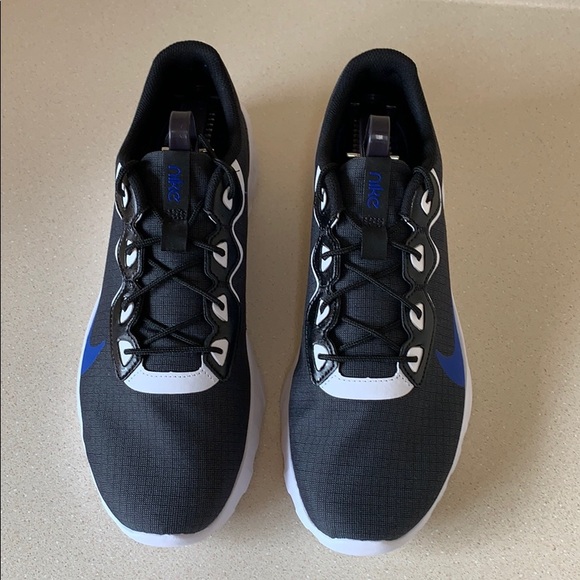 New Nike Explore Strada - Picture 3 of 8